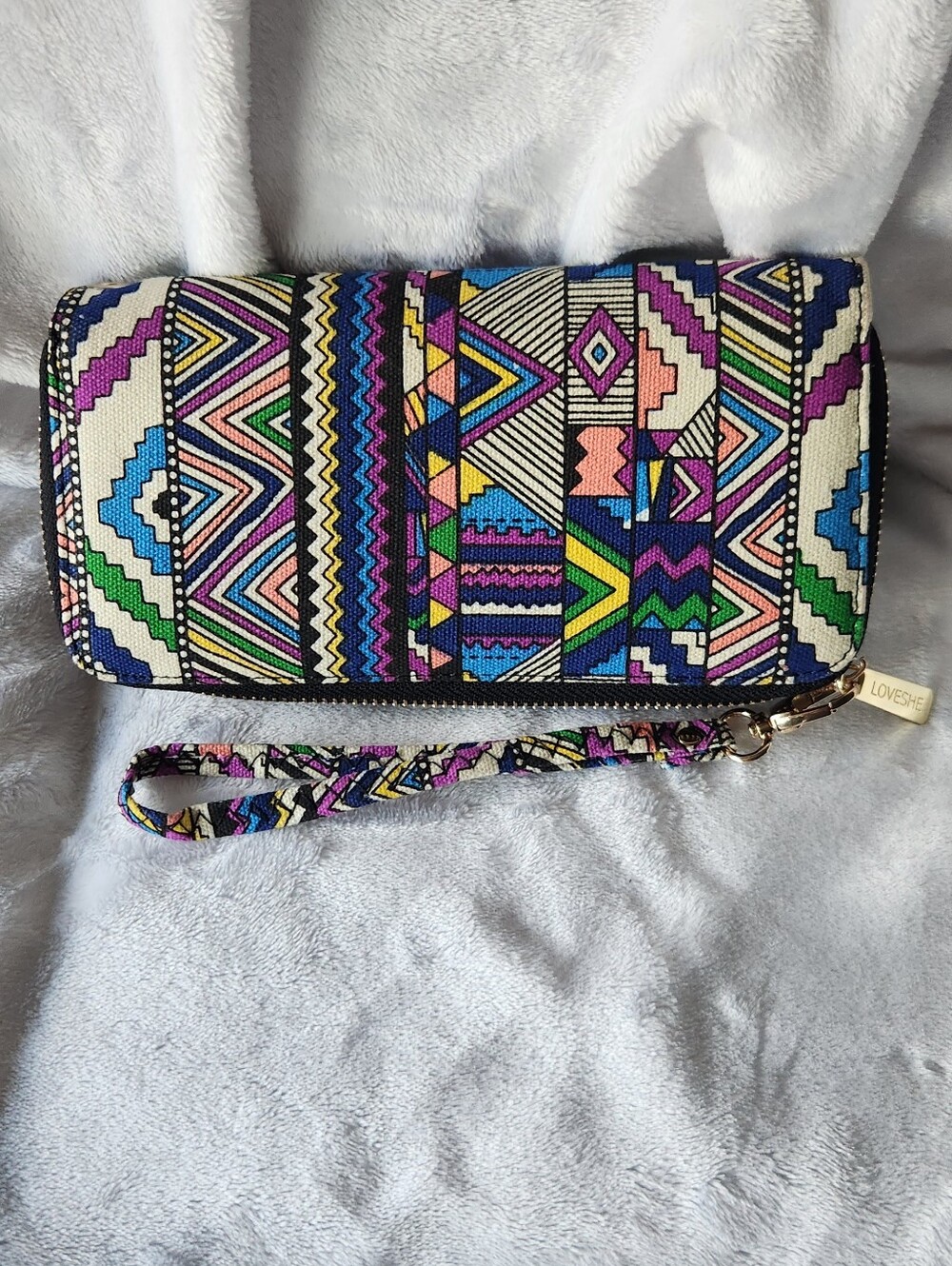Love Multicolor Geometric Wristlet Clutch